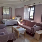 Anta's * Ambelokipoi (Corinthia)